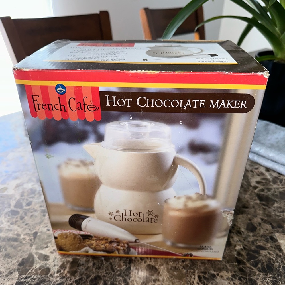 NWT: Bonjour French Cafe Hot Chocolate Maker by BonJour